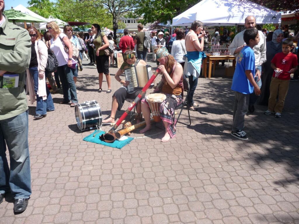 saturday market saltspring