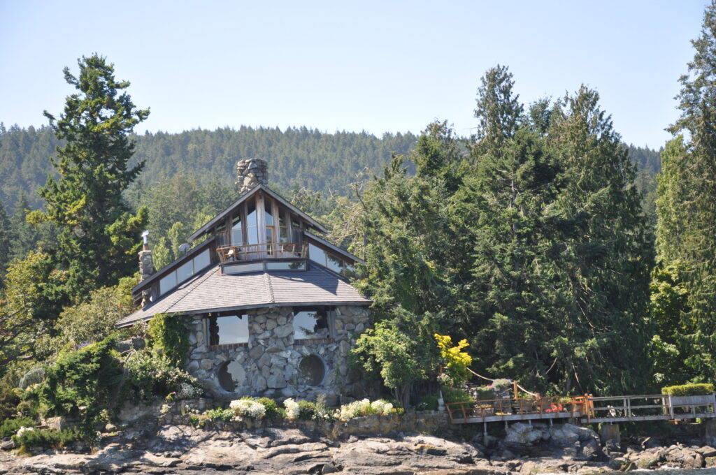 house on salt spring